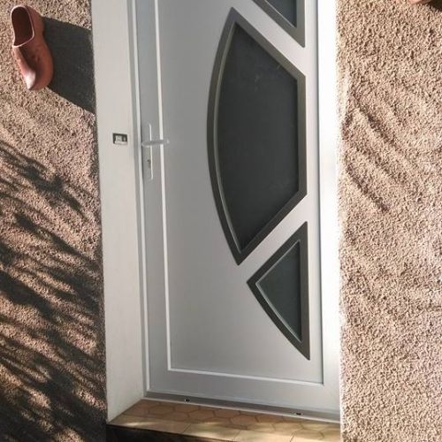 Porte d’entrée pvc