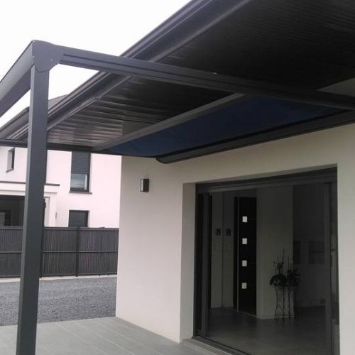 Réalisation d’une pergola toile avec motorisation solaire - Pau (64)