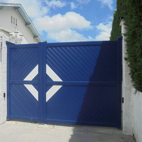 Portail aluminium battant motorisé - Bordères sur l’Echez (65)